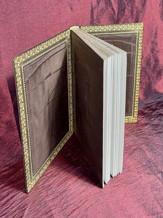 [TECHNOLOGY]. Livre de pri&egrave;res tiss&eacute; d'apres les enluminures des manuscrits du XIVe au XVIe si&egrave;cle [WOVEN ENTIRELY IN SILK USING THE AUTOMATED JACQUARD LOOM]